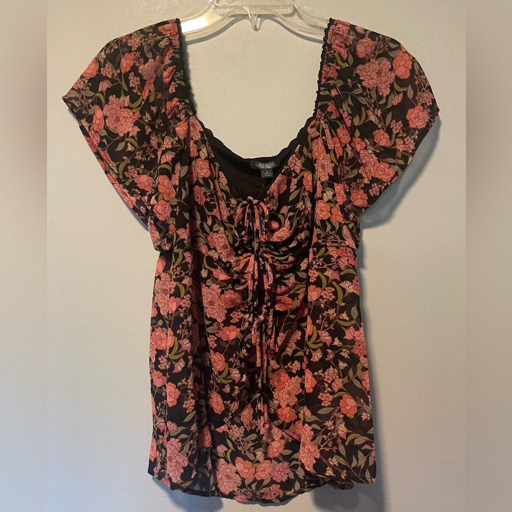 NWT Wild Fable Sheer Bottom Skirt Top Sz M